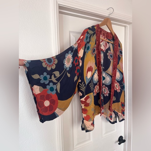 Powder Scandinavian Flora Kimono Jacket in a terracotta colorway - Picture 2 of 9